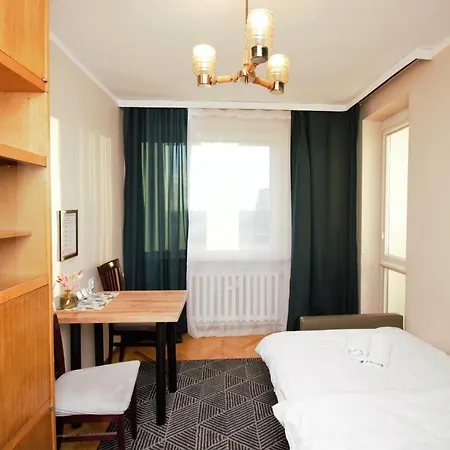 Apartamento Roomspoznan Pl - Powstancow Wielkopolskich 23 - 24h Self Check-in