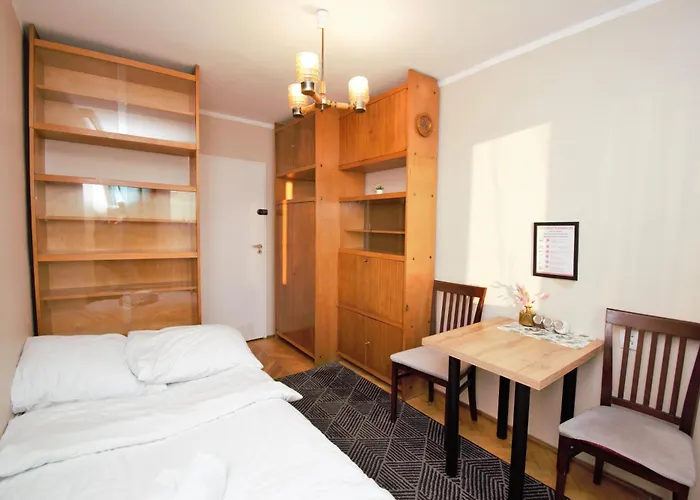 Apartment Roomspoznan Pl - Powstancow Wielkopolskich 23 - 24h Self Check-in Poznan